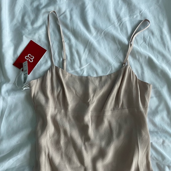 Aritzia Sunday Best Midi Dress - Picture 4 of 5